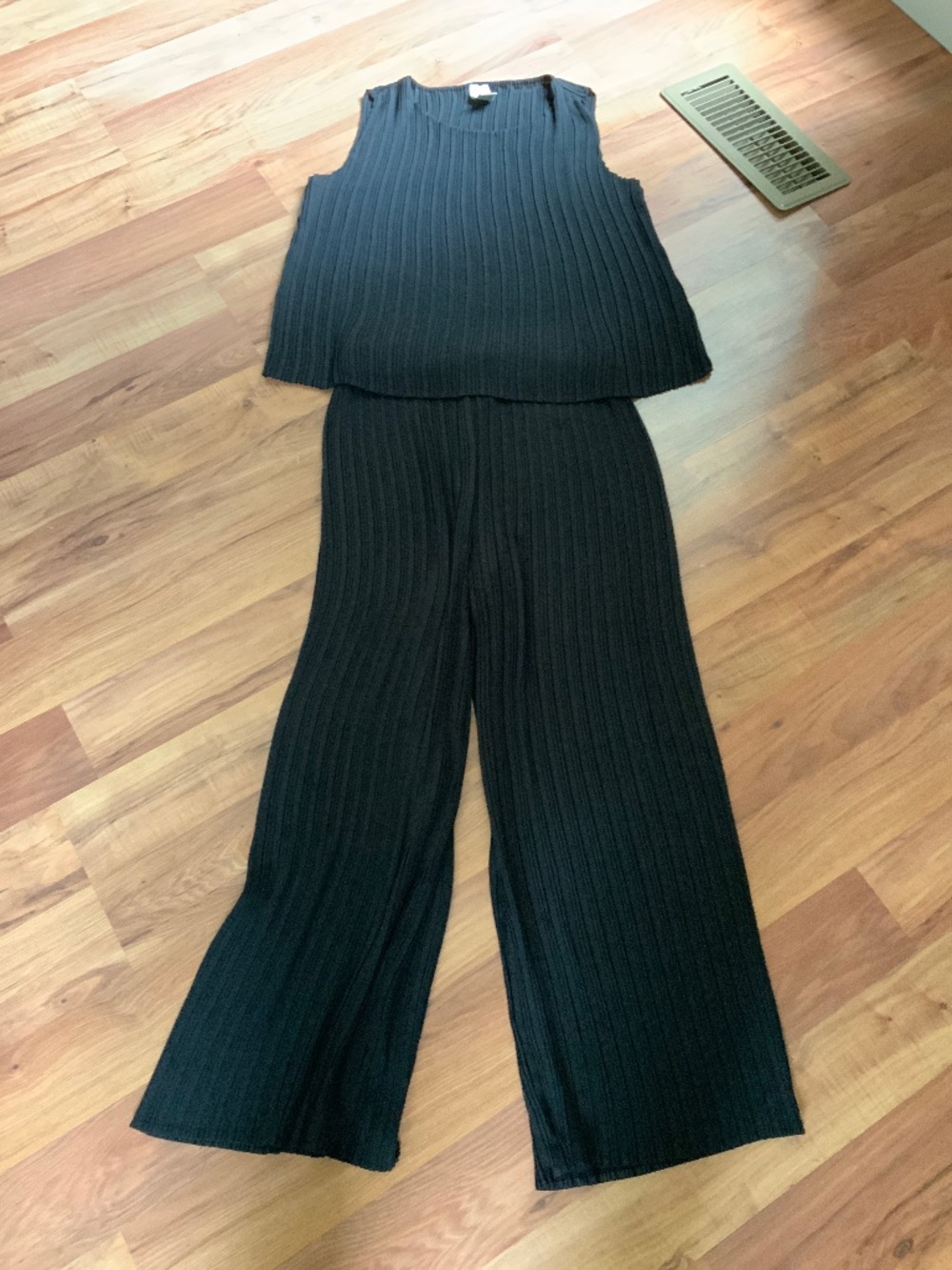 Joie Ribbed Black Loose Top and Pant Set Medium